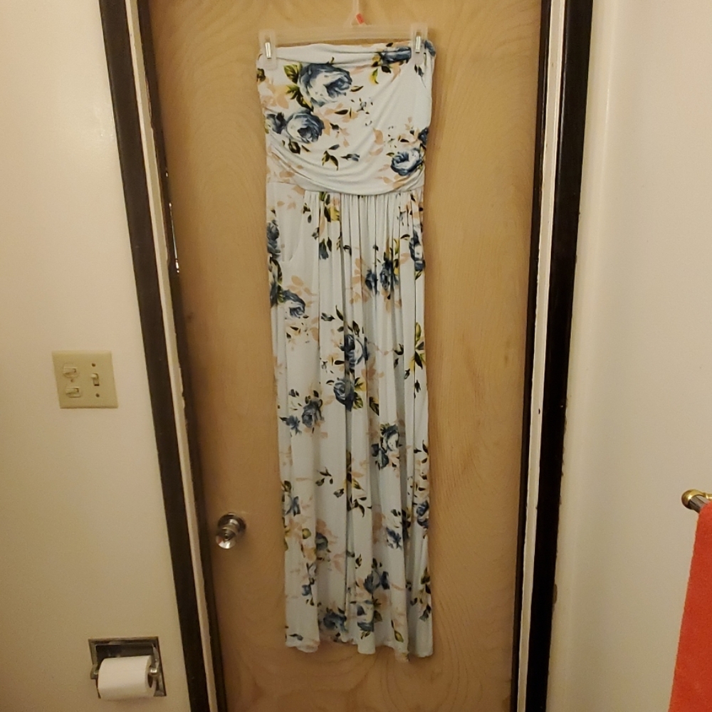 Maxi Dress with Pockets